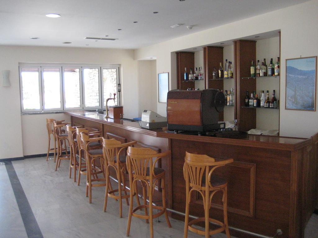 Mykali Zefiros Beach Hotel מראה חיצוני תמונה